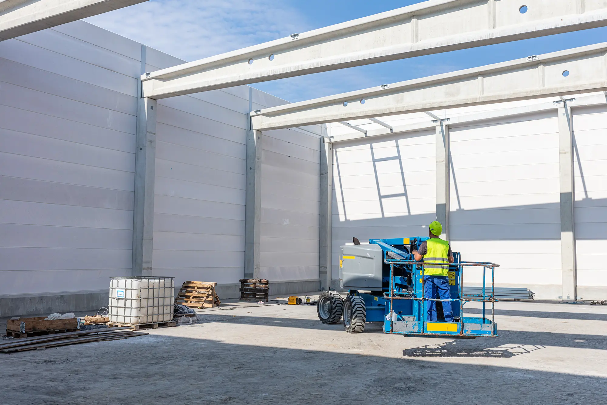 Blast freezer suite construction with elevated lift access for ceiling work